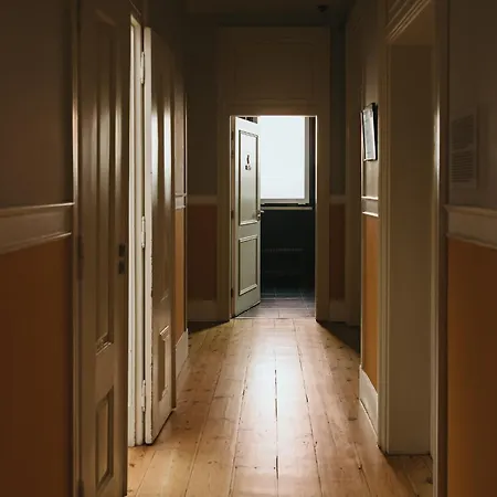 Lisb'on Hostal