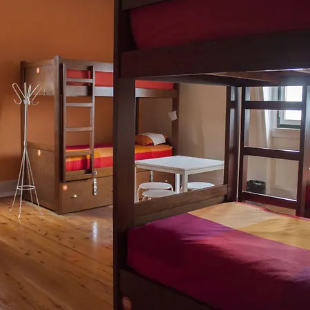 Lisb'on Hostel Lisboa